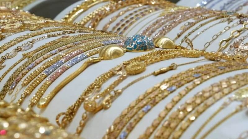 سعر الذهب تعاود الانخفاض.. عيار 21 بـ 5980 جنيها