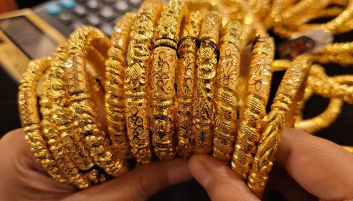 سعر الذهب في مصر اليوم السبت 20-6-2026.. هبوط جديد
