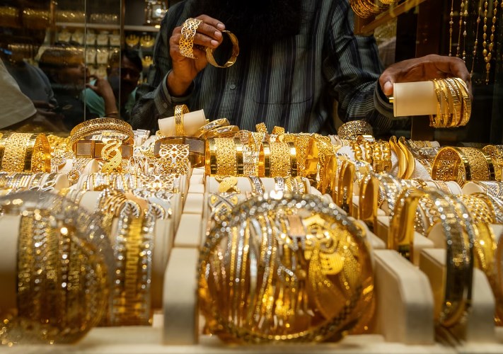 أسعار الذهب في مصر تتراجع مجددًا.. عيار 21 يخسر 45 جنيهًا -جريدة المال