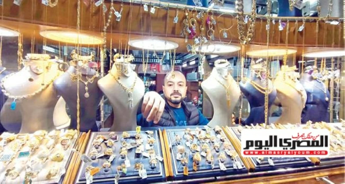 أسعار الذهب اليوم الاثنين 22 يونيو 2026 بعد تراجعه 2.7% عالميا خلال 7 أيام.. عيار 21 الآن بالمصنعية
