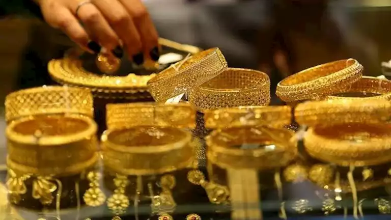 سجل 5975 جنيهًا للجرام.. سعر الذهب عيار 21 يتراجع 45 جنيهًا اليوم
