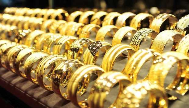 عاجل.. انهيار في سعر الذهب اليوم.. تراجع جديد لعيار 21 والجنيه الذهب بالصاغة الآن