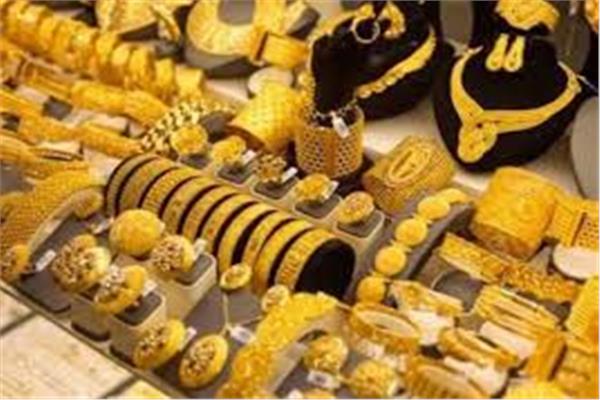 انهيار أسعار الذهب محلياً اليوم الأربعاء .. وعيار 21 أقل من 5800 جنيه