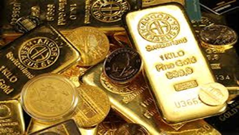 الذهب ينخفض دون 4 آلاف دولار للأوقية وسط توقعات برفع الفائدة الأمريكية