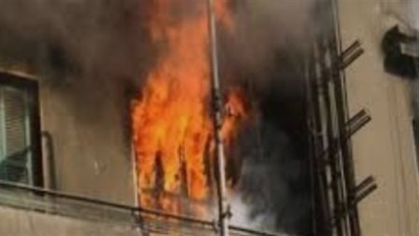 3 سيارات إطفاء للسيطرة على حريق شقة سكنية بمدينة نصر