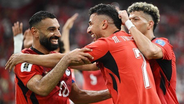 القنوات الناقلة لمباراة مصر وإيران في كأس العالم 2026 والموعد والتردد