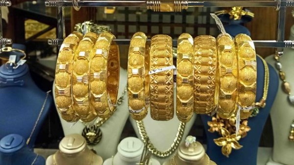 1000 جنيه دفعة واحدة.. ارتفاع كبير في سعر الجنيه الذهب وعيار 21 يخالف التوقعات