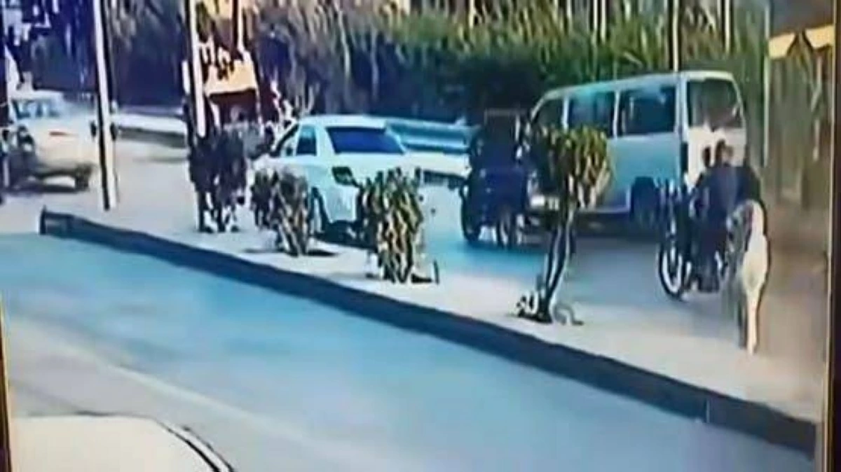 سائق يدهس أسرة في مصر ويفر هارباً..الداخلية تكشف تفاصيل حادث المعصرة