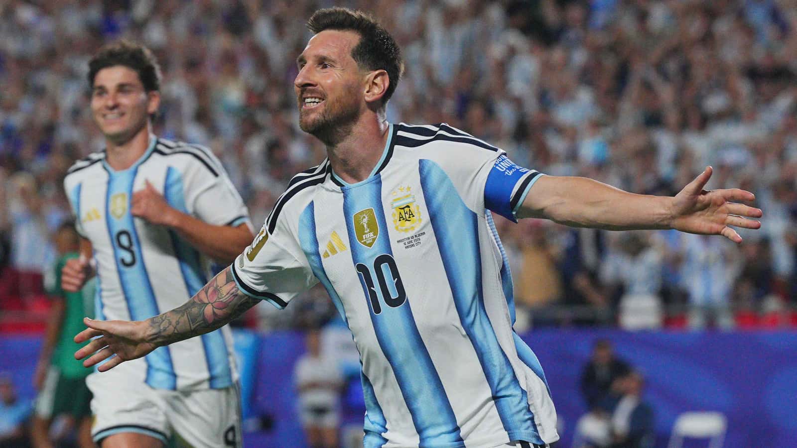 أسطورة النصر السعودي: ميسي أفضل من كريستيانو رونالدو (فيديو)