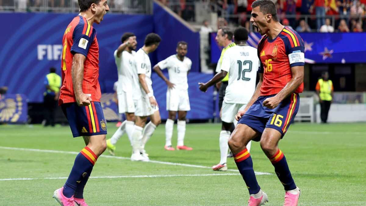إسبانيا تضرب السعودية برباعية في كأس العالم
