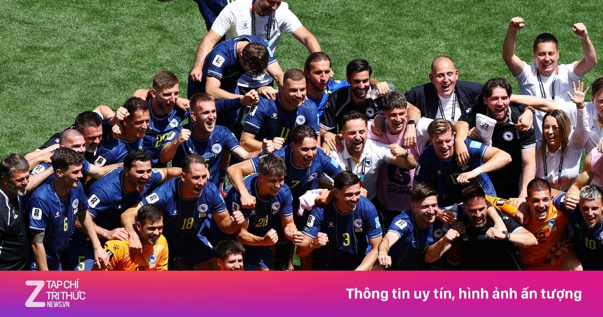 احتل الفريق الأول الذي تأهل إلى الأدوار الإقصائية لكأس العالم المركز الثالث.