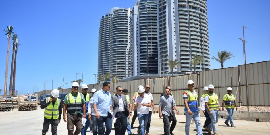 اخبارك نت | وزيرة الإسكان تتابع موقف تنفيذ أبراج مارينا العلمين والحي اللاتيني ومشروعات الخدمات بمدينة العلمين الجديدة