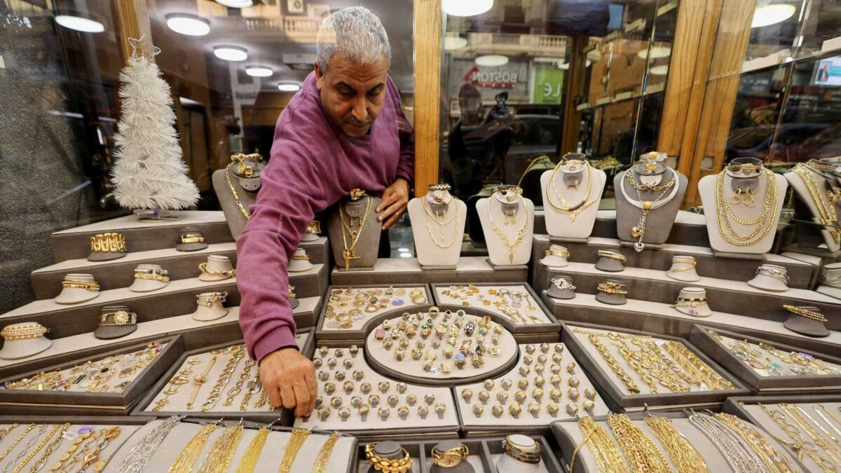 استقرار أسعار الذهب في مصر اليوم.. و«عيار 21» يسجل 5955 جنيهاً