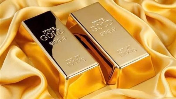 الذهب والفضة يتراجعان بأكثر من 2% مع استمرار تشدد الفيدرالي الأمريكي