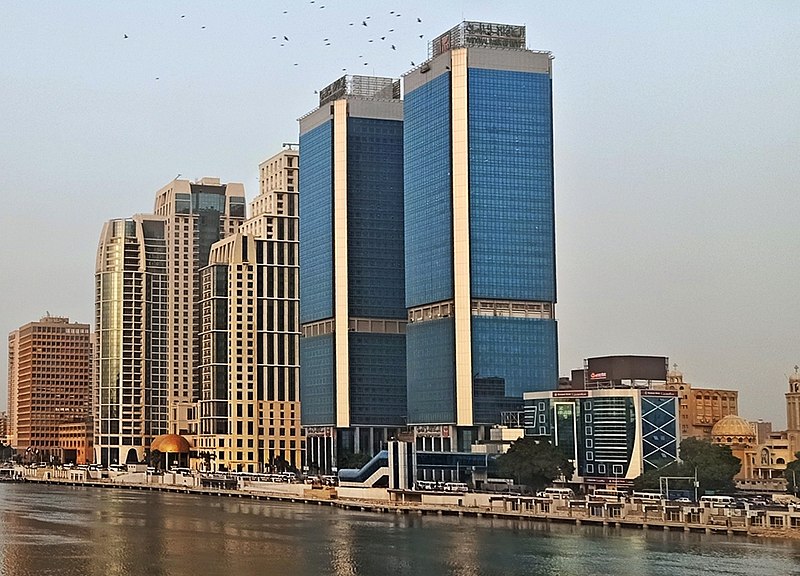 البنك الأهلي المصري يعدل سعر العائد على الشهادات البلاتينية ويصدر شهادة جديدة بعائد شهري 19.5%