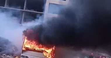 السيطرة على حريق أتوبيسين في مدينة نصر