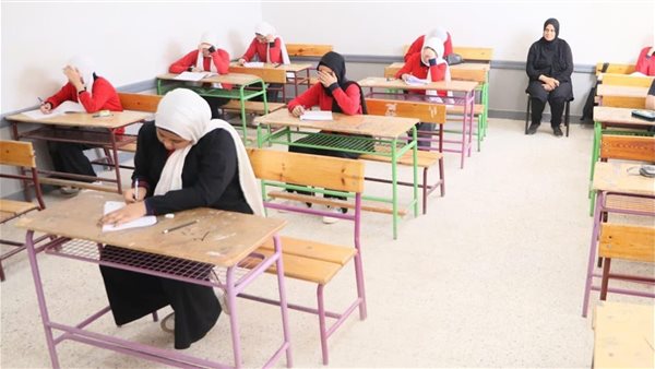 الطلاب يبدأون الاستعلام بعد اعتماد النتيجة رسميًا داخل المحافظة