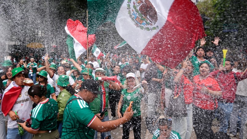 المكسيك تجني أرباحاً هائلة من كأس العالم 2026: فبعد انتهاء دور المجموعات، ستجني مليار دولار.
