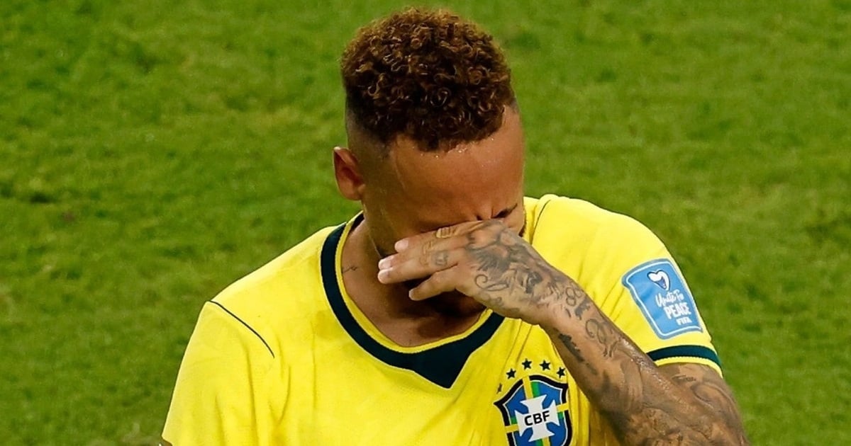 انهمرت دموع نيمار في اليوم الذي صنع فيه التاريخ في كأس العالم.