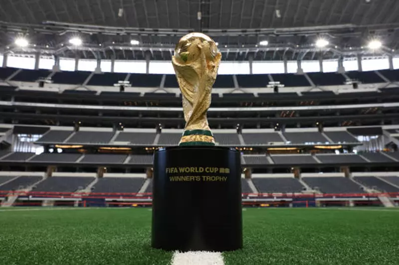 حكام مباريات المجموعة الثانية والثالثة بالجولة الأخيرة من كأس العالم