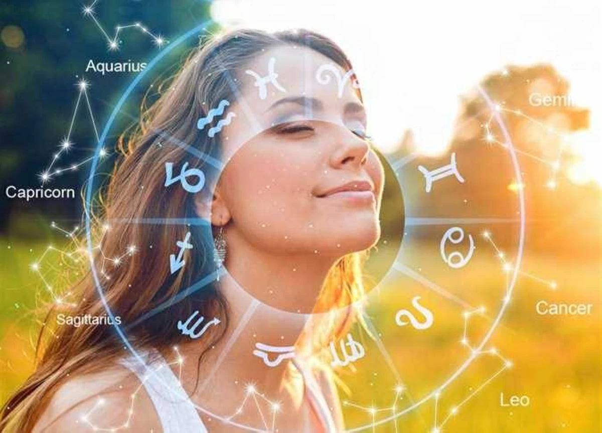 «ذكية وإحساسها عمره ميخيب».. 3 أبراج تتفوق في اتخاذ القرارات