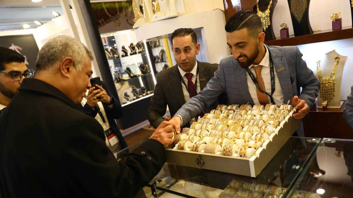 سعر الذهب في مصر يستقر اليوم.. و«عيار 21» يسجل 5985 جنيهاً