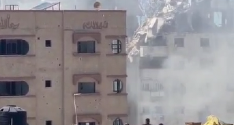 شهيد وعدد من الجرحى في غارة إسرائيلية استهدفت حي النصر غرب مدينة غزة