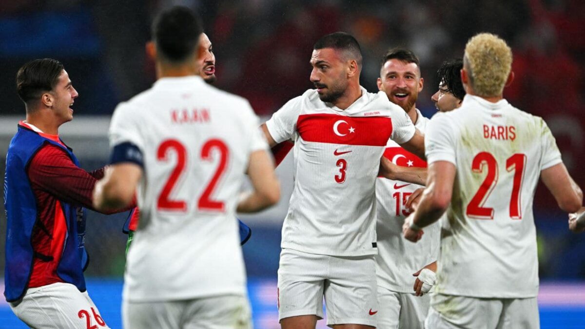 طاقم عربي.. حكام مباراة تركيا وأمريكا في كأس العالم 2026