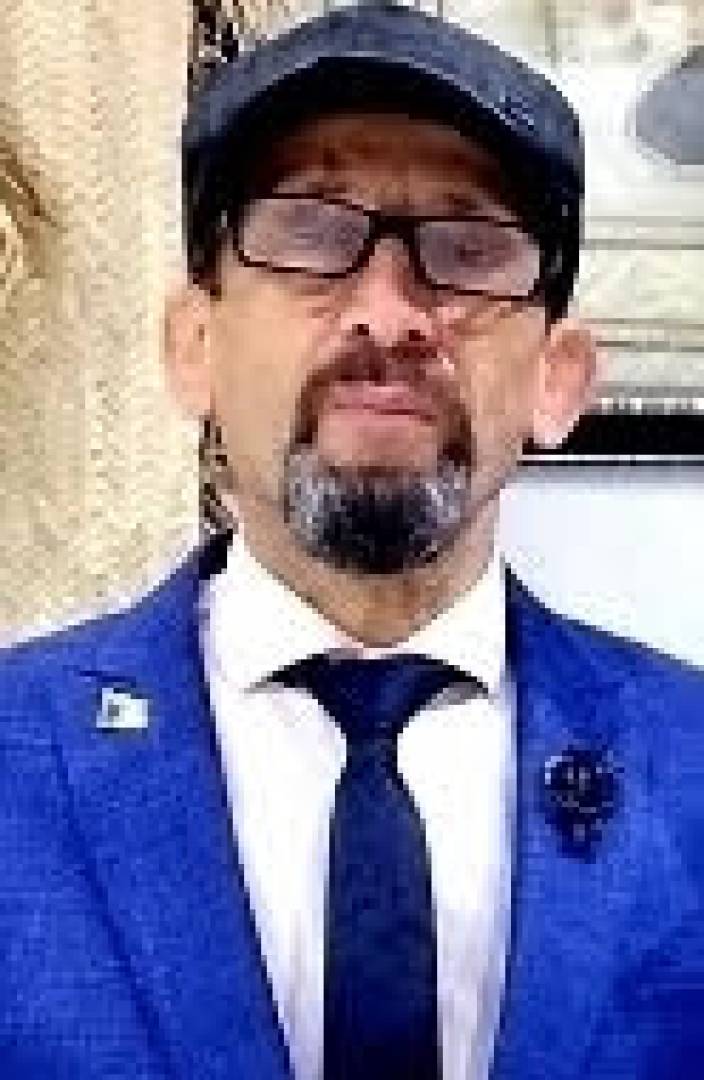 عبد الحميد كناكري: سيمفونية الدفاع والنصر للجمهورية الإسلامية الإيرانية.
