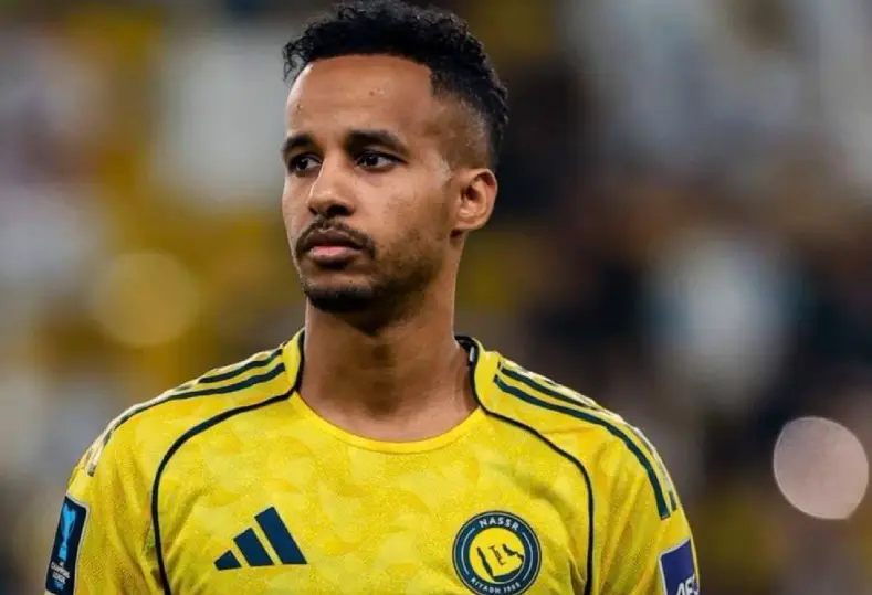 غريب يمنح النصر الضوء الأخضر لتجديد عقده