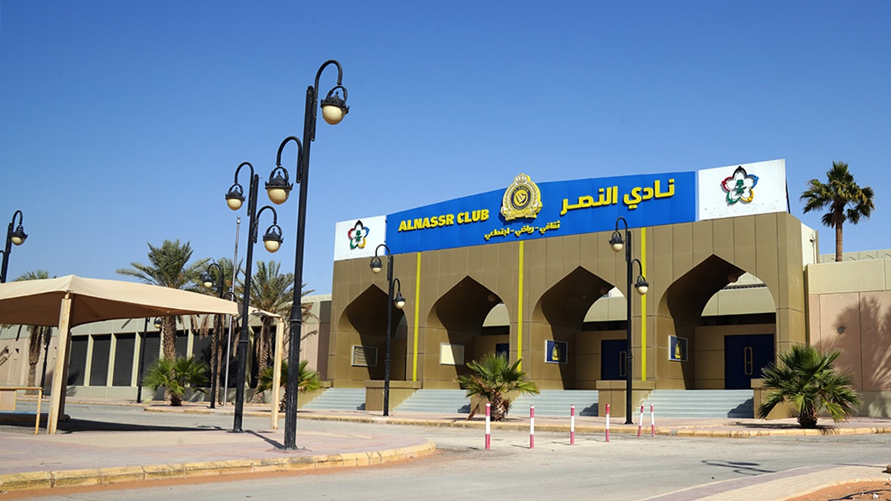 غموض الميزانية يوقف تحركات النصر لحسم ملف المدرب