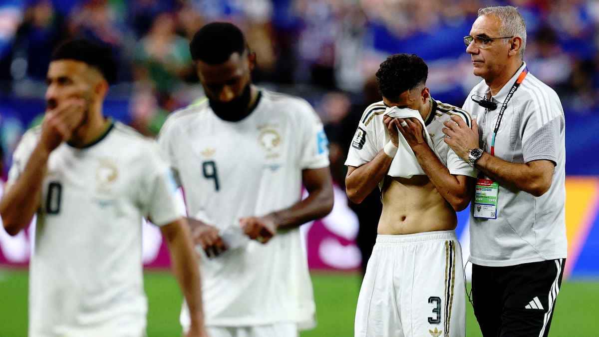 لم نكن نستحق الوصول لكأس العالم.. صالح النعيمة يهاجم لاعبي المنتخب السعودي