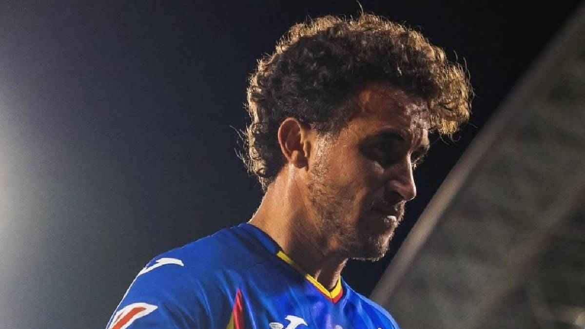 لويس ميا يصدم النصر السعودي