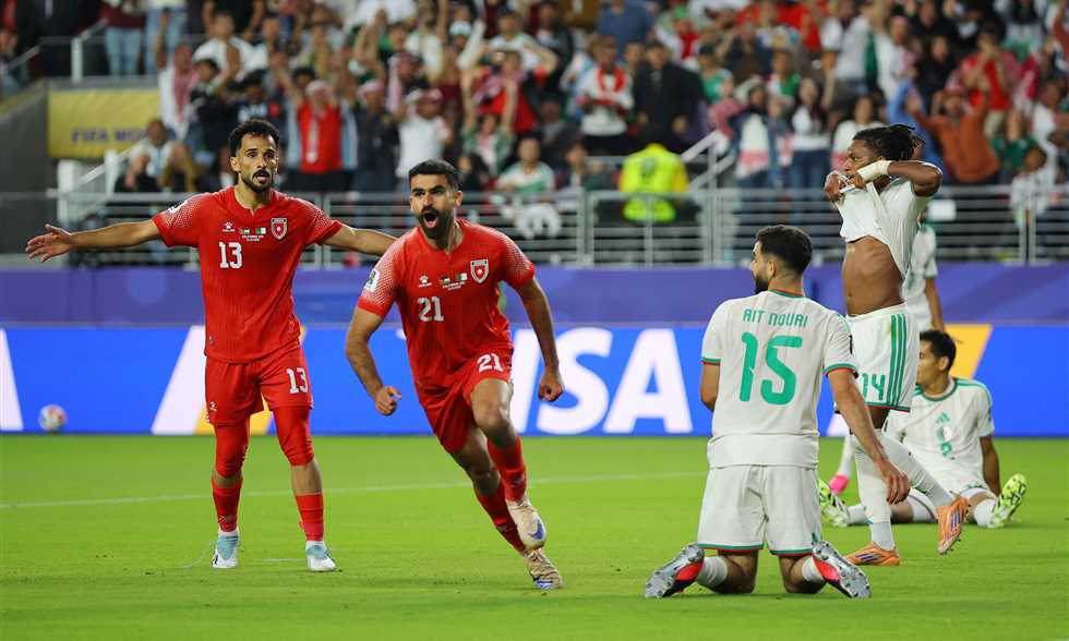 مباشر كأس العالم – الأردن (1)-(0) الجزائر.. أبو ليلى يتصدى