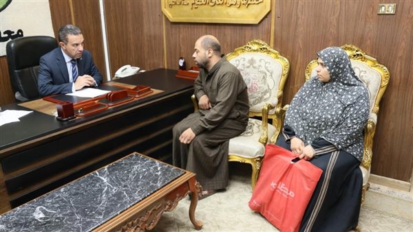 محافظ المنوفية يوجه بصرف مساعدات عاجلة لعدد من الحالات الإنسانية