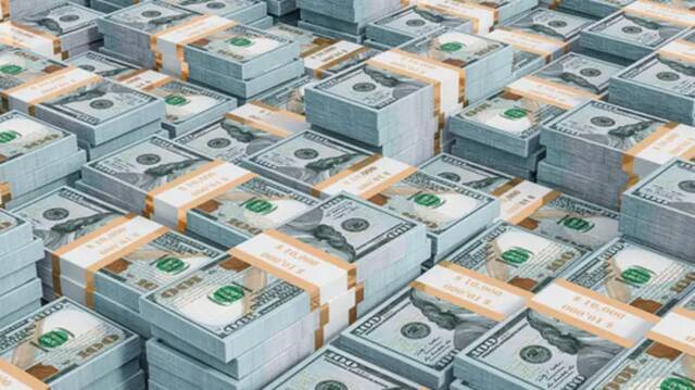 ارتفاع الدولار وسط توقعات الأسواق لقرارات أسعار الفائدة