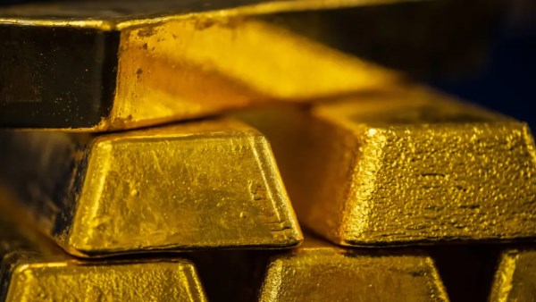 توقع ارتفاع سعر الأوقية إلى 6000 دولار في الربع الأول من 2027