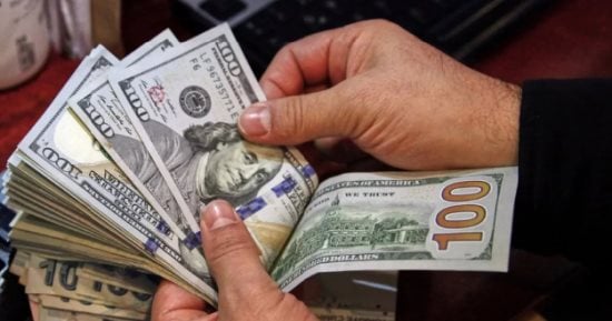 استقرار سعر الدولار أمام الجنيه في افتتاح تعاملات الثلاثاء