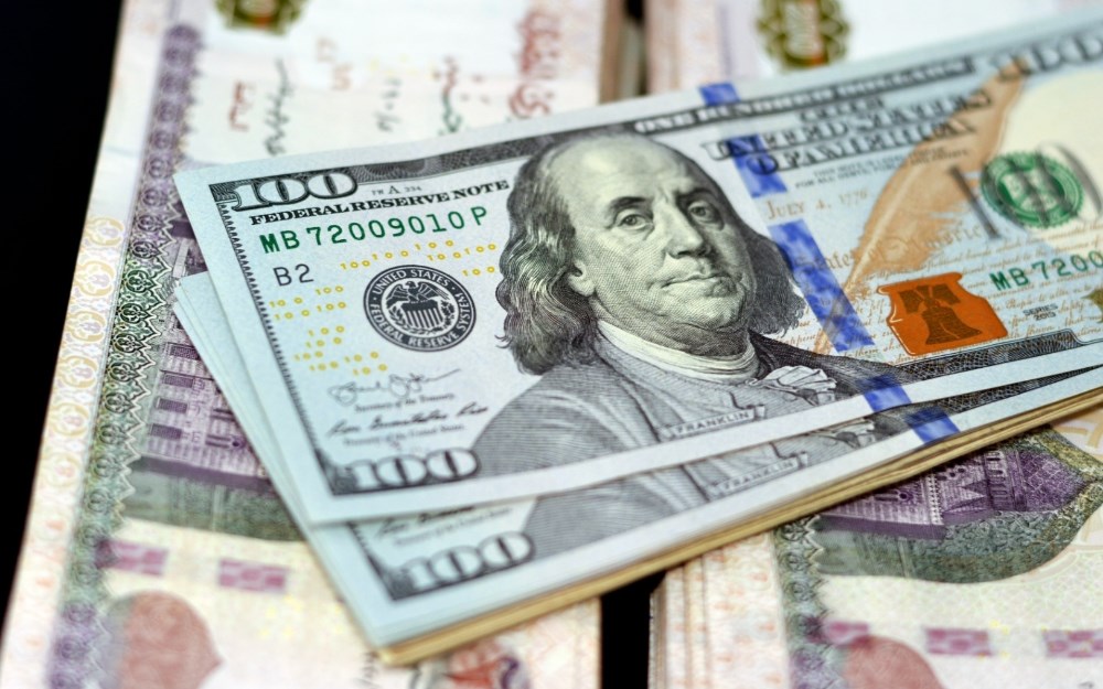 التطورات الأخيرة لسعر الدولار مقابل الجنيه المصري