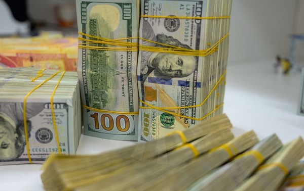 «توازن الدولار في بغداد وارتفاع مستمر بأسعاره في أربيل مع إغلاق السوق»