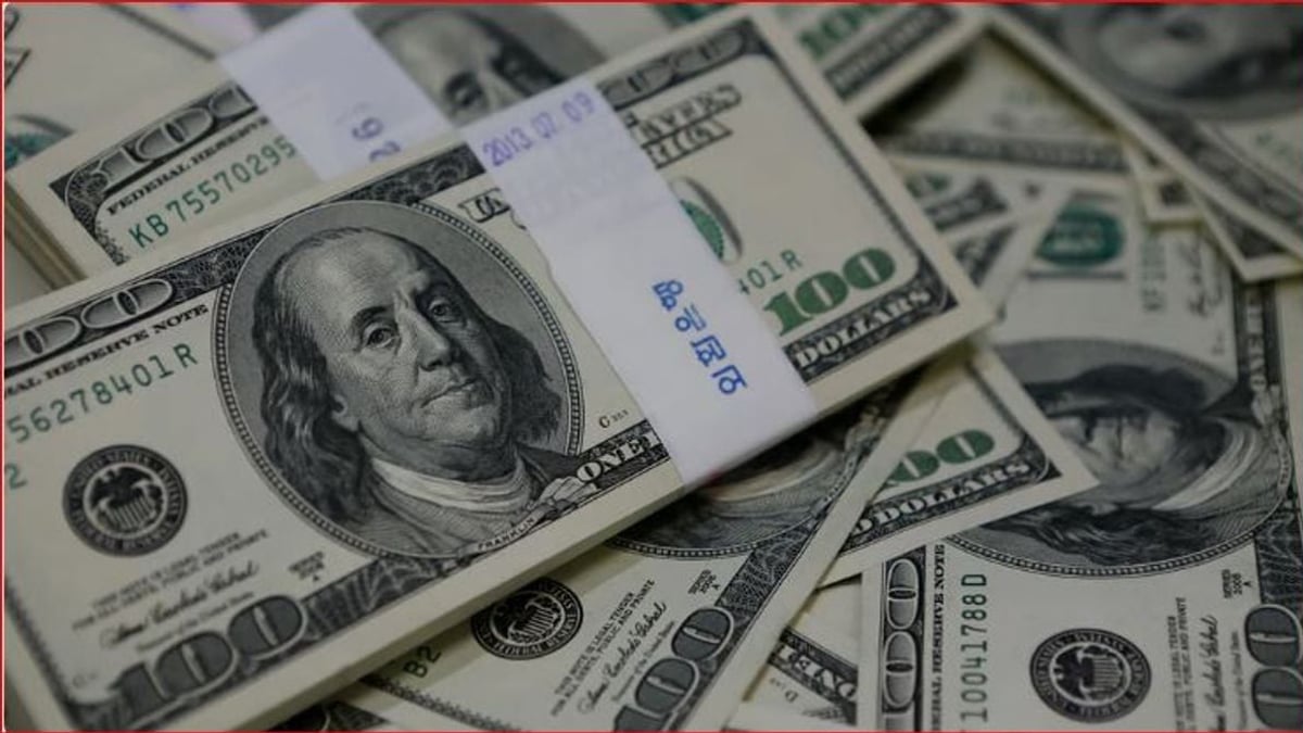 «الدولار يتخطى حاجز 56 جنيهاً في البنوك المصرية» ارتفاع غير مسبوق بأسواق الصرف المحلي