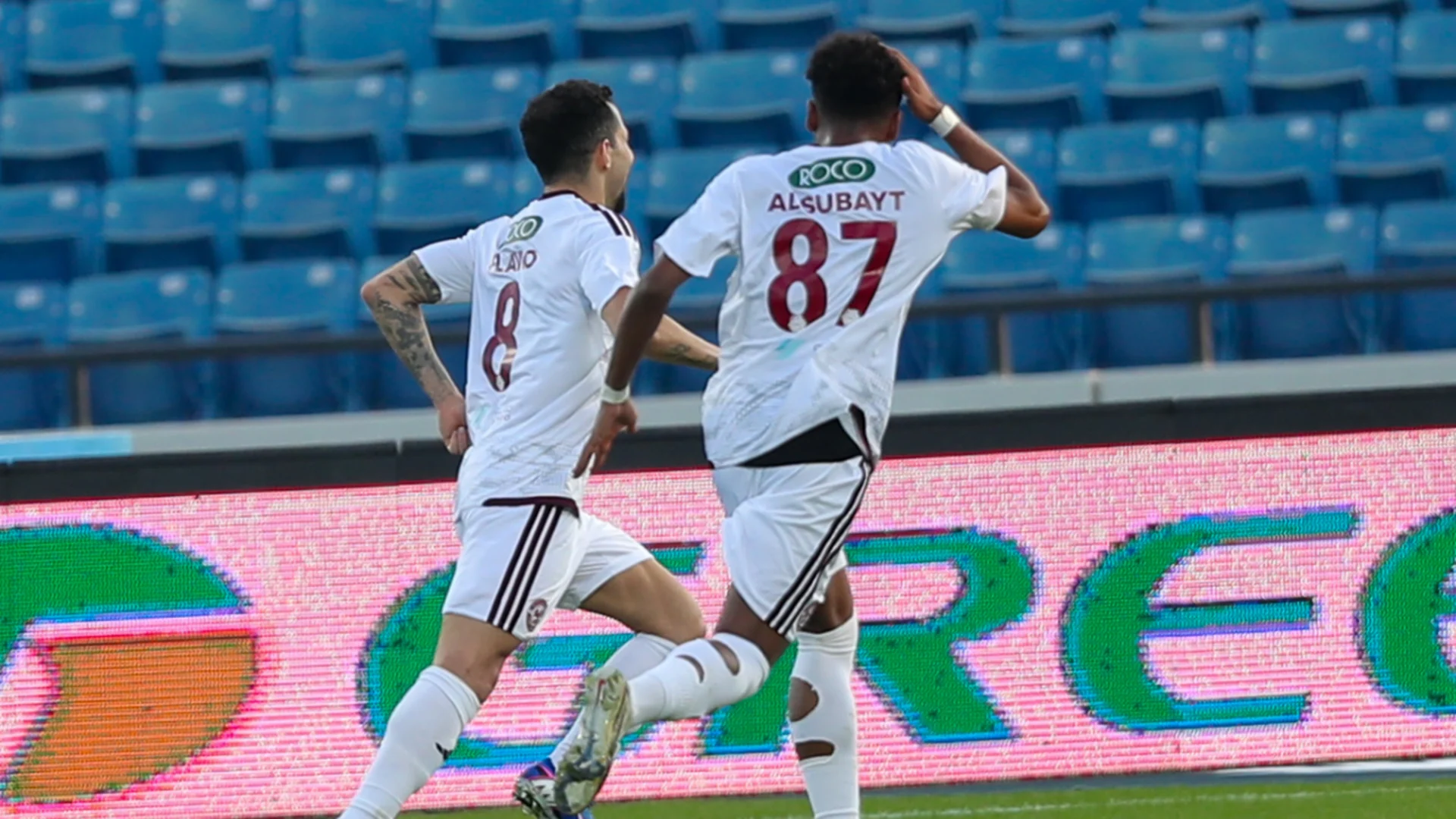 «حزن أبها يزداد» الفيصلي يوجه ضربة موجعة لفلاڤيو ويبعد الفريق عن مؤخرة الدوري السعودي